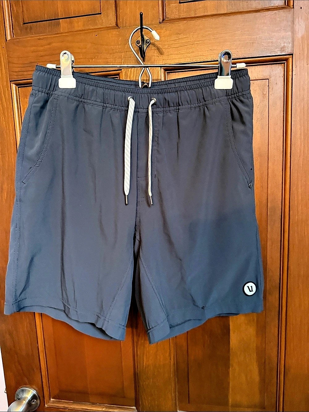Vuori Kore Short Athletic Shorts dark grey Size Medium